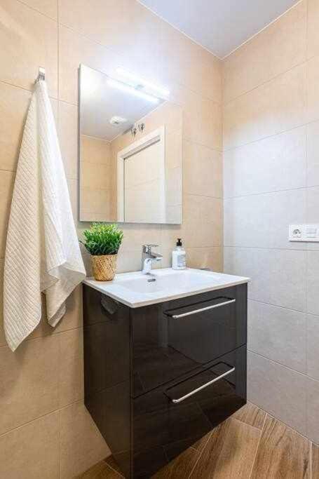 Coimbra Etxea Precioso Piso Recien Estrenado Apartment Bermeo Luaran gambar