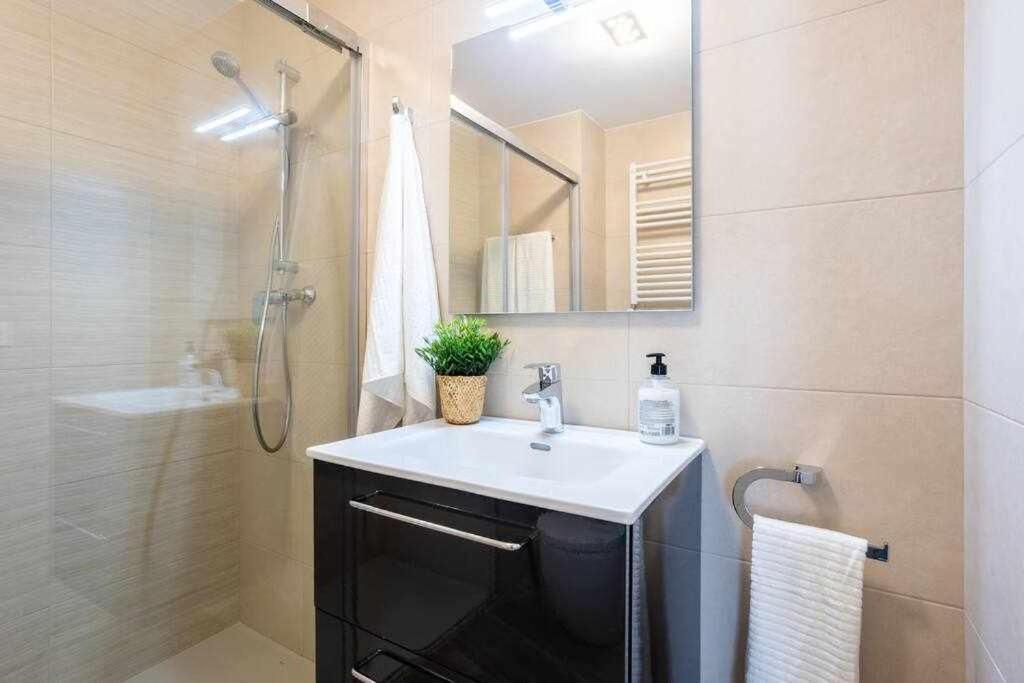 Coimbra Etxea Precioso Piso Recien Estrenado Apartment Bermeo Luaran gambar